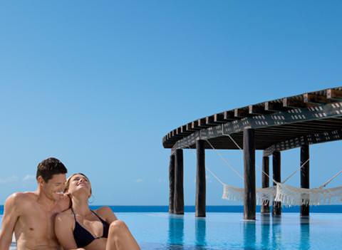 Now Jade Riviera Cancun Pool 4