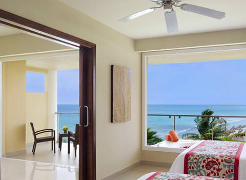 Now Jade Riviera Cancun Room 12