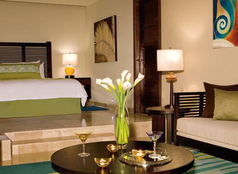 Now Jade Riviera Cancun Room