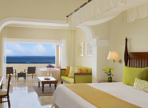 Now Sapphire Riviera Cancun Room 3