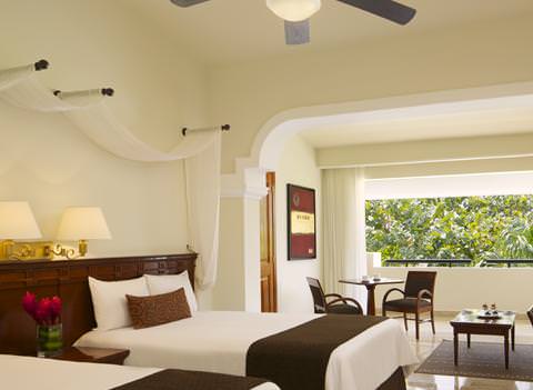 Now Sapphire Riviera Cancun Room