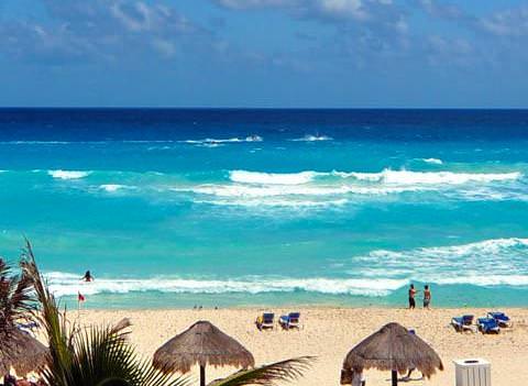 Oasis Cancun Lite Beach 1