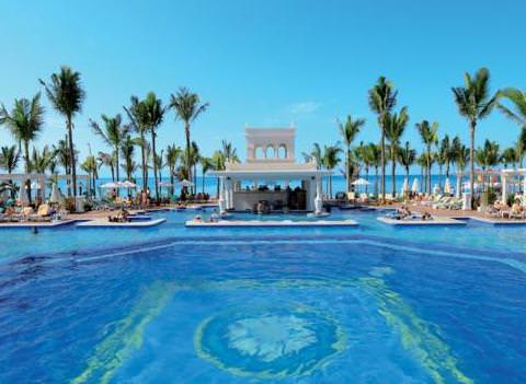 Pools Riu Palace Pacifico