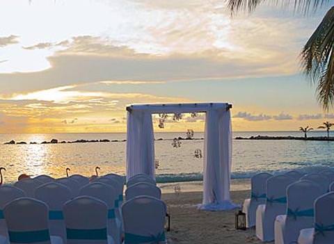 Renaissance Aruba Resort Casino Wedding 4