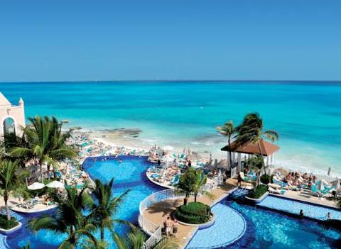 Riu Cancun Pool 1