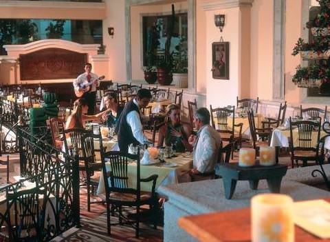 Riu Caribe Restaurant