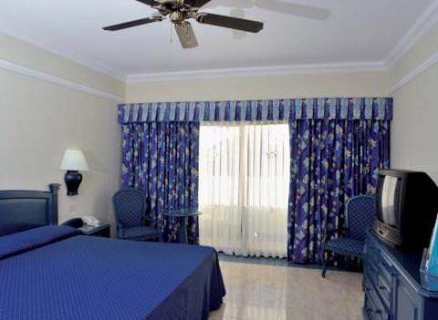 Riu Caribe Room