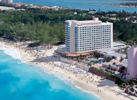 Riu Palace Paradise Island Beach 1