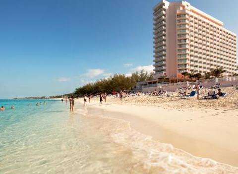 Riu Palace Paradise Island Beach