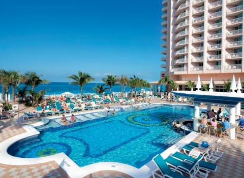 Riu Palace Paradise Island