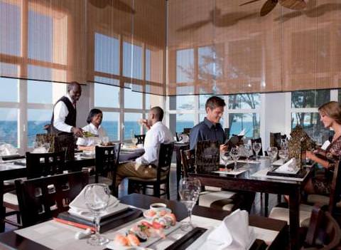Riu Palace Paradise Island Restaurant 2