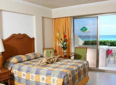 Royal Solaris Cancun Room