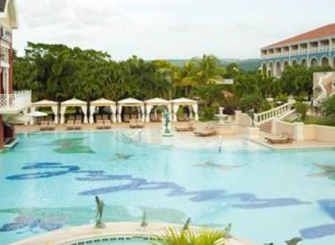 Sandals Ochi Beach Resort Pool 5