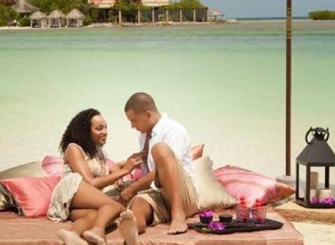 Sandals Royal Caribbean Resort Private Island Beach 8