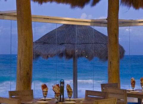 The Westin Resort Spa Cancun Restaurant 3