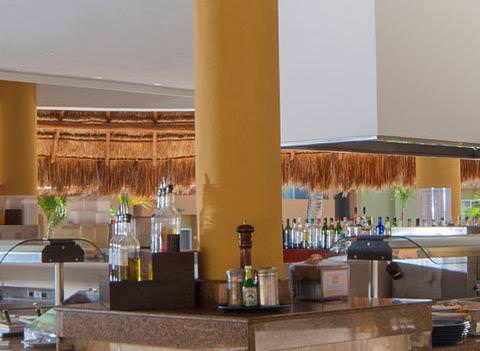 Viva Wyndham Azteca Bar